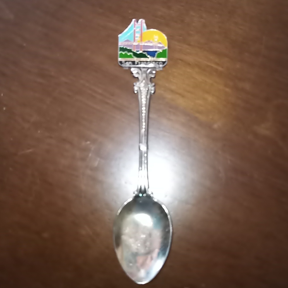 Vintage 1970s-80s San Francisco Golden Gate Bridge Collectors World Silver Spoon